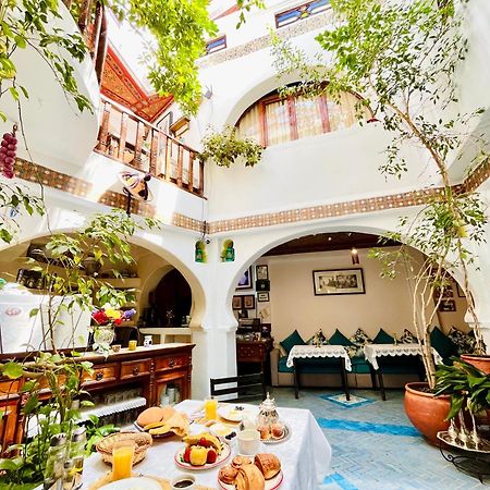 شفشاون فندق دار ميزيانا المظهر الخارجي الصورة