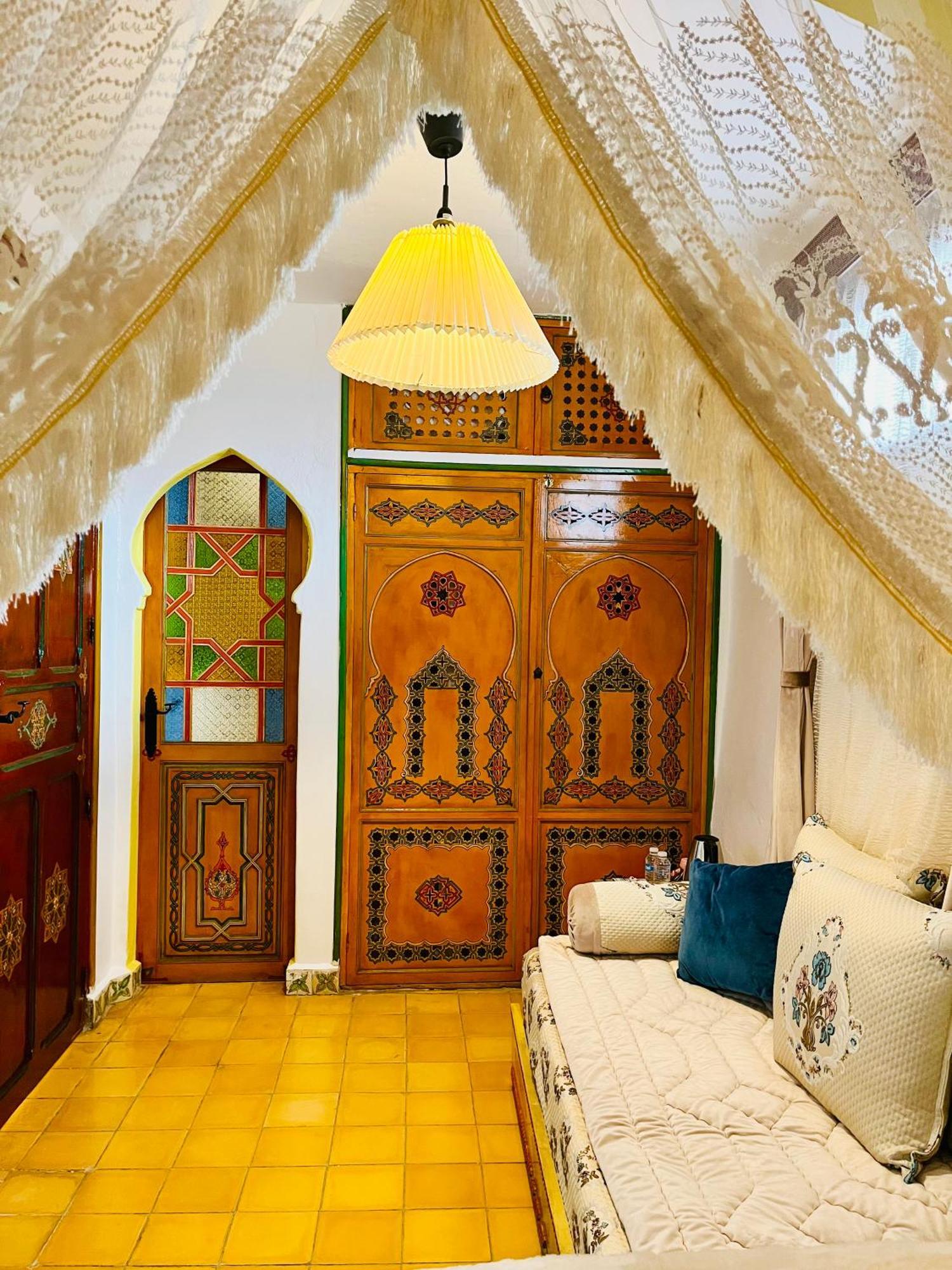 شفشاون فندق دار ميزيانا المظهر الخارجي الصورة