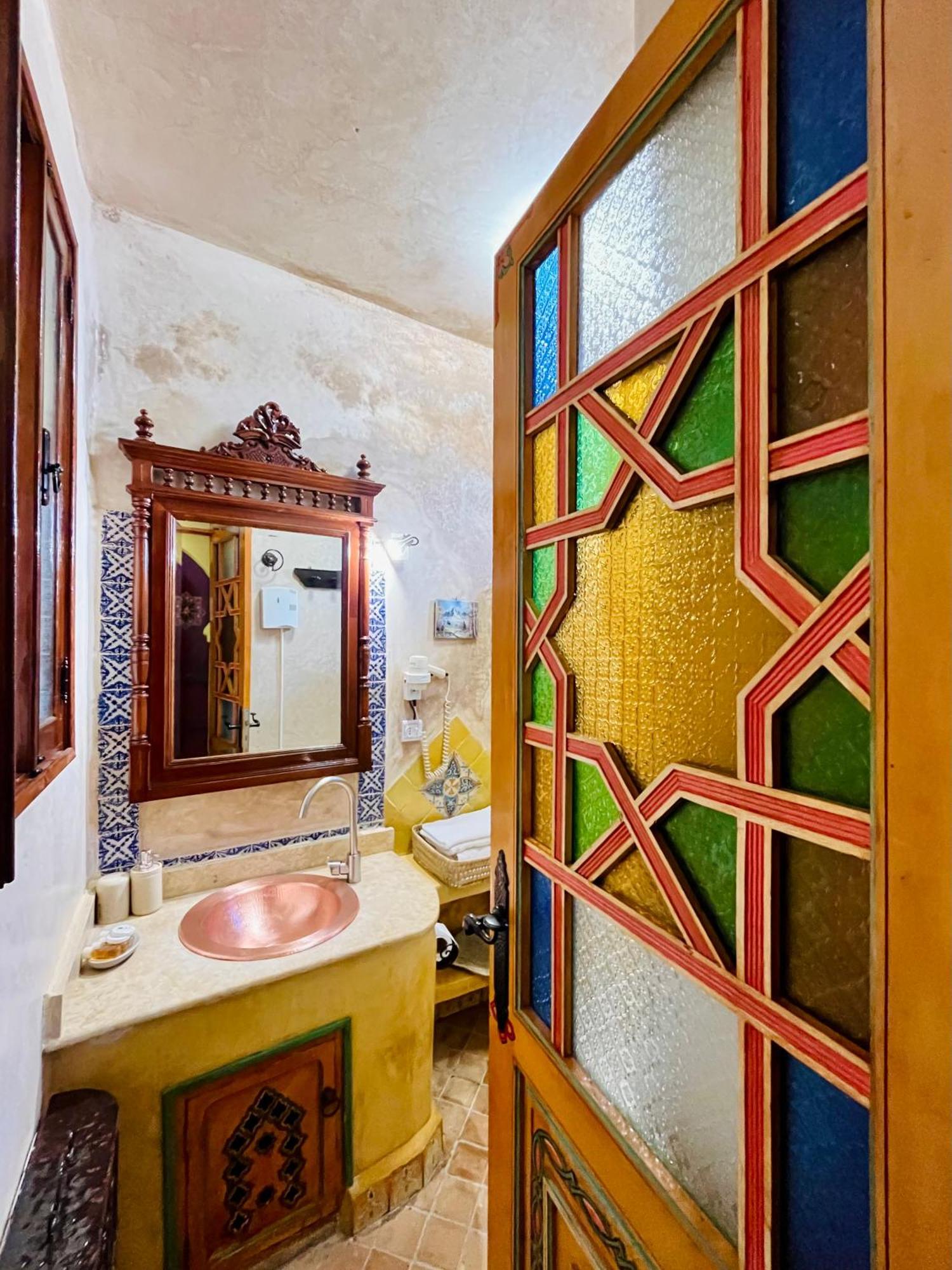 شفشاون فندق دار ميزيانا المظهر الخارجي الصورة